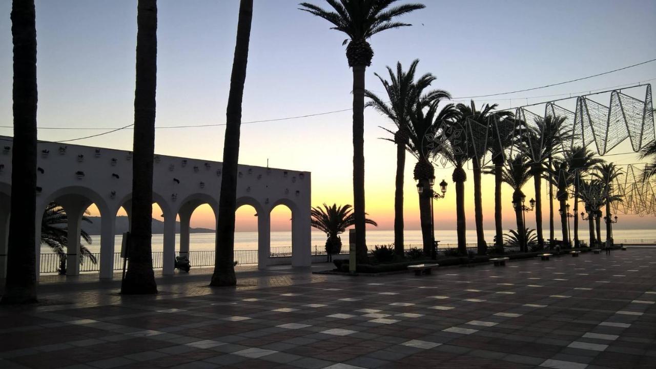 Apartment Nerja Medina, Ganz Nah Zum Strand Exterior foto